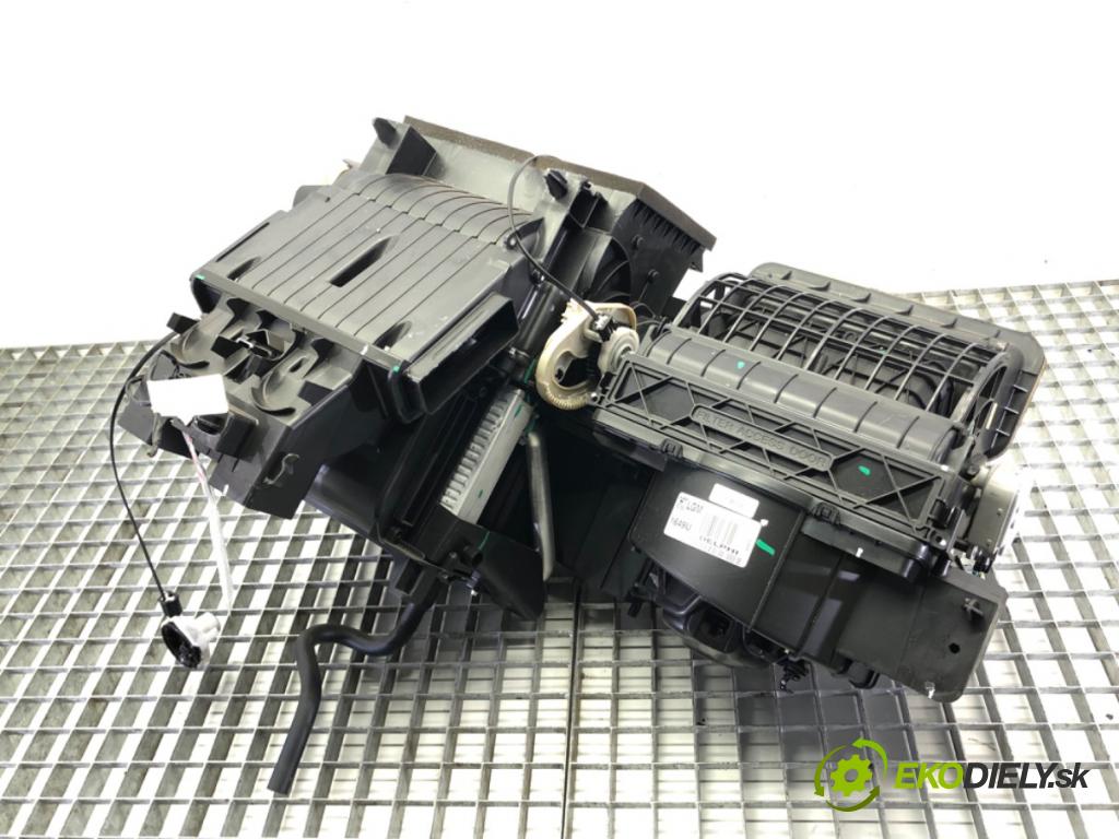 CHEVROLET AVEO sedan (T300) 2011 - 2022    1.2 51 kW [69 KM] benzyna 2011 - 2022  topné těleso radiátor topení komplet KOMBAJN 95181649 (Radiátory topení)