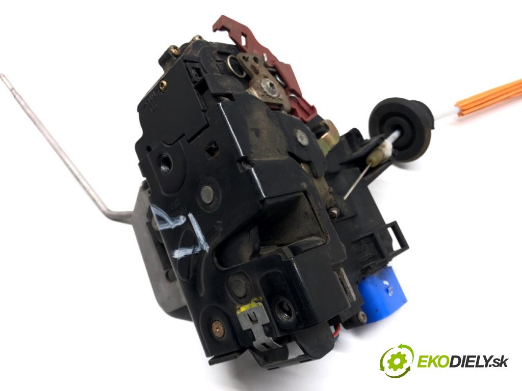 AUDI A3 (8P1) 2003 - 2013    2.0 TDI 16V 103 kW [140 KM] olej napędowy 2003 - 2  zámok dveře levý přední část 4E1837015