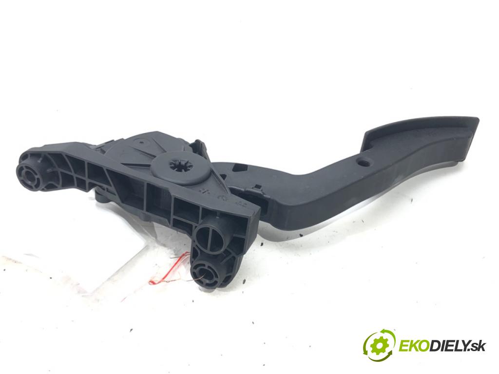 HYUNDAI i20 II (GB, IB) 2014 - 2022    1.2 61 kW [83 KM] benzyna 2014 - 2022  Potenciometer plynového pedálu  (Pedále)