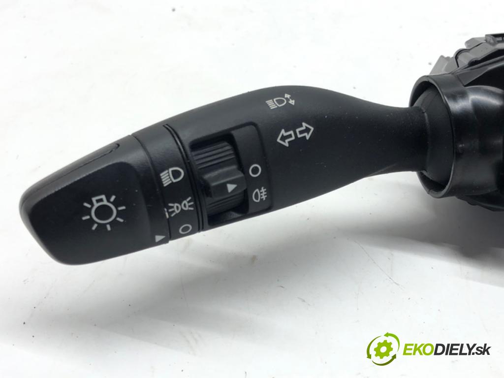 HYUNDAI i20 II (GB, IB) 2014 - 2022    1.2 61 kW [83 KM] benzyna 2014 - 2022  Prepínač kombinovaný 93403C8351 (Prepínače, spínače, tlačidlá a ovládače kúrenia)