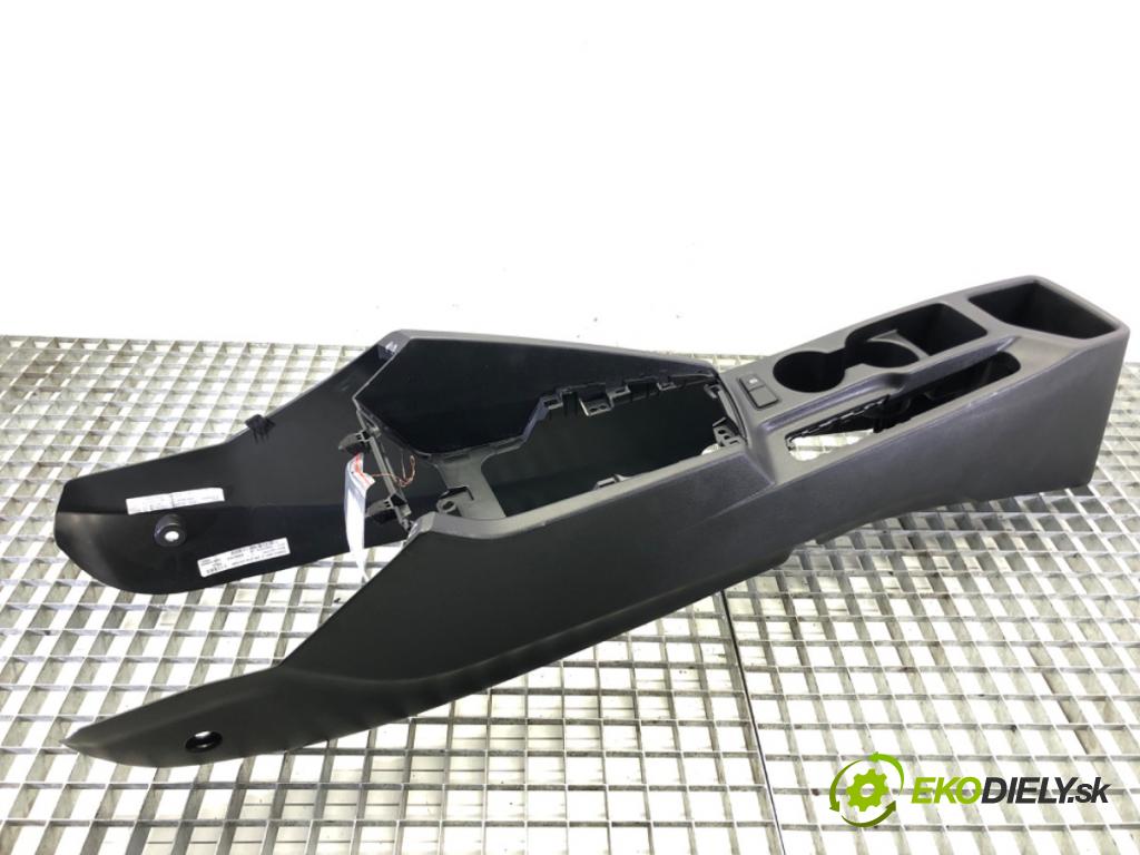 HYUNDAI i20 II (GB, IB) 2014 - 2022    1.2 61 kW [83 KM] benzyna 2014 - 2022  Tunel stredový 84610-C8010 (Stredový tunel / panel)