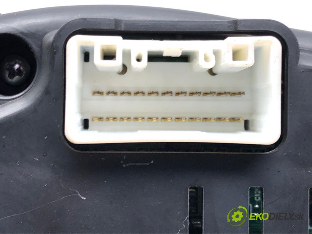 TOYOTA AVENSIS T25 Kombi 2006 93 kW 2.0 D-4D (ADT250_) 1998 prístrojovka 83800-05C00-C (Přístrojová deska)