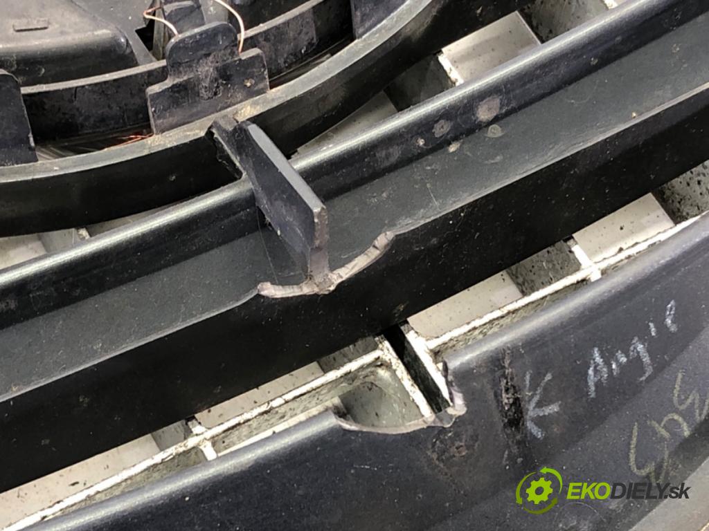 TOYOTA AVENSIS Kombi (_T25_) 2003 - 2008    2.0 D-4D (ADT250_) 93 kW [126 KM] olej napędowy 20  mřížka maska  (Mřížky (masky) chladičů)