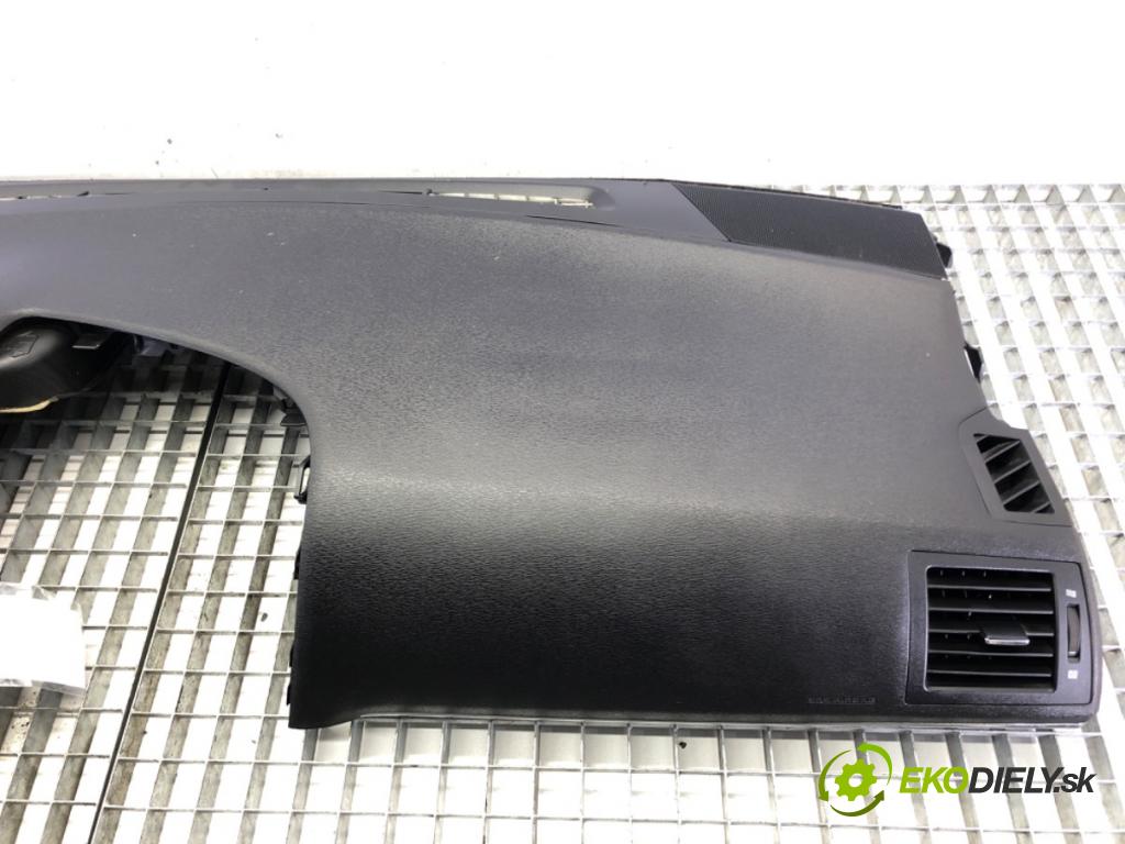 TOYOTA AVENSIS Kombi (_T27_) 2009 - 2018    2.0 D-4D (ADT270_) 93 kW [126 KM] olej napędowy 20  Palubná doska  (Palubné dosky)