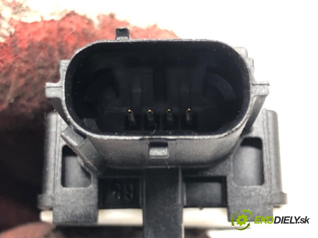 TOYOTA AVENSIS Kombi (_T27_) 2009 - 2018    2.0 D-4D (ADT270_) 93 kW [126 KM] olej napędowy 20  Snímač nárazu 89831-05030 (Snímače nárazu)