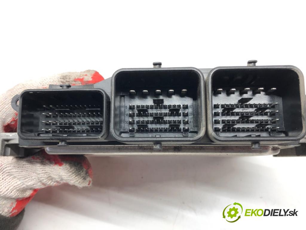 CITROEN C-ELYSEE (DD_) 2012 - 2022    1.6 HDI 92 68 kW [92 KM] olej napędowy 2012 - 2022  riadiaca jednotka Motor 9807885980 (Riadiace jednotky)