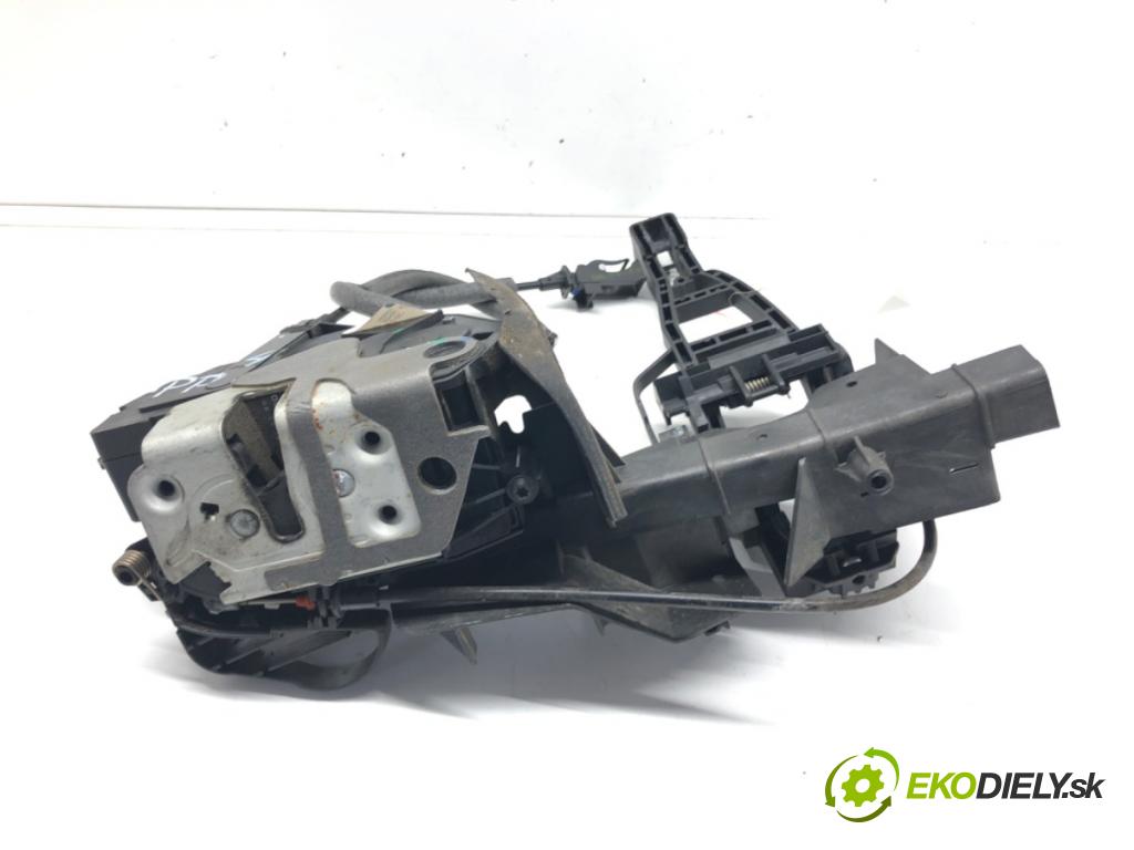 FORD FOCUS III Turnier 2010 - 2022    2.0 TDCi 103 kW [140 KM] olej napędowy 2010 - 2022  zámok dveře pravý přední část BM5A-A21812-BC