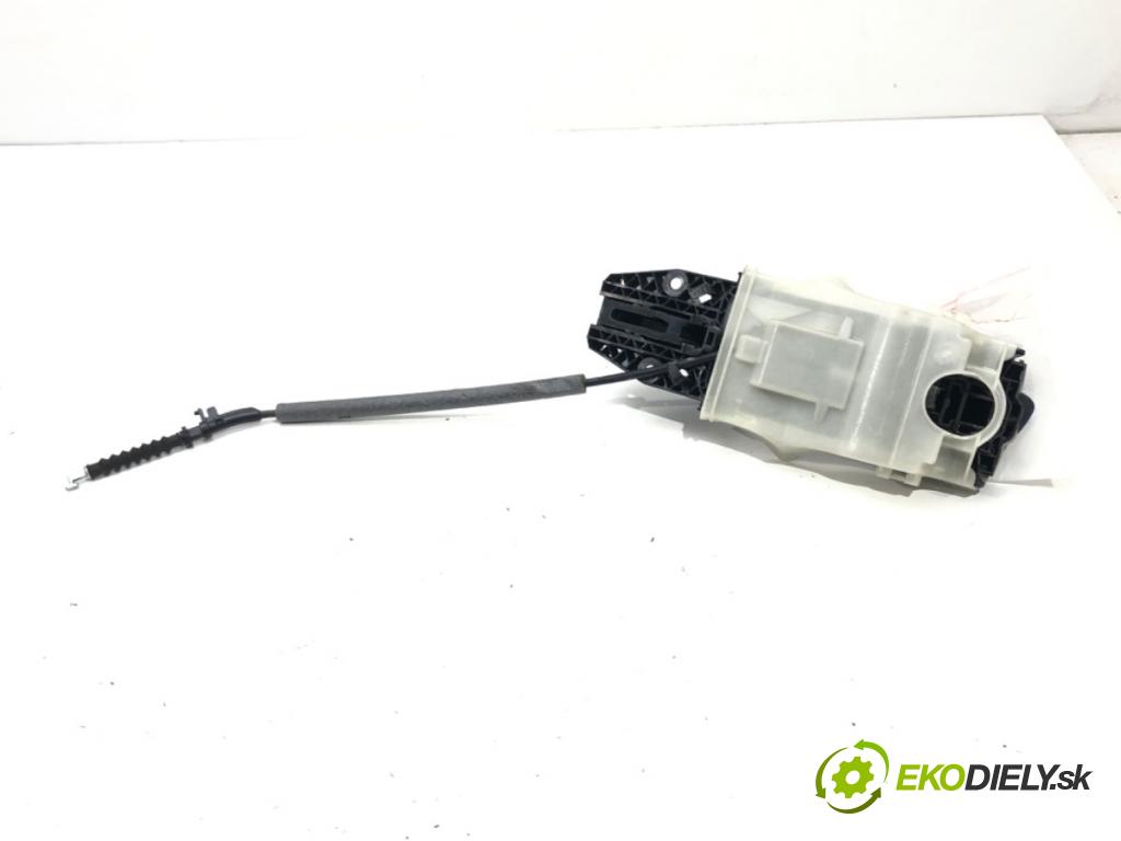 SKODA FABIA III Kombi (NJ5) 2014 - 2022    1.0 44 kW [60 KM] benzyna 2014 - 2022  Kľučka vonkajšia pravy zad