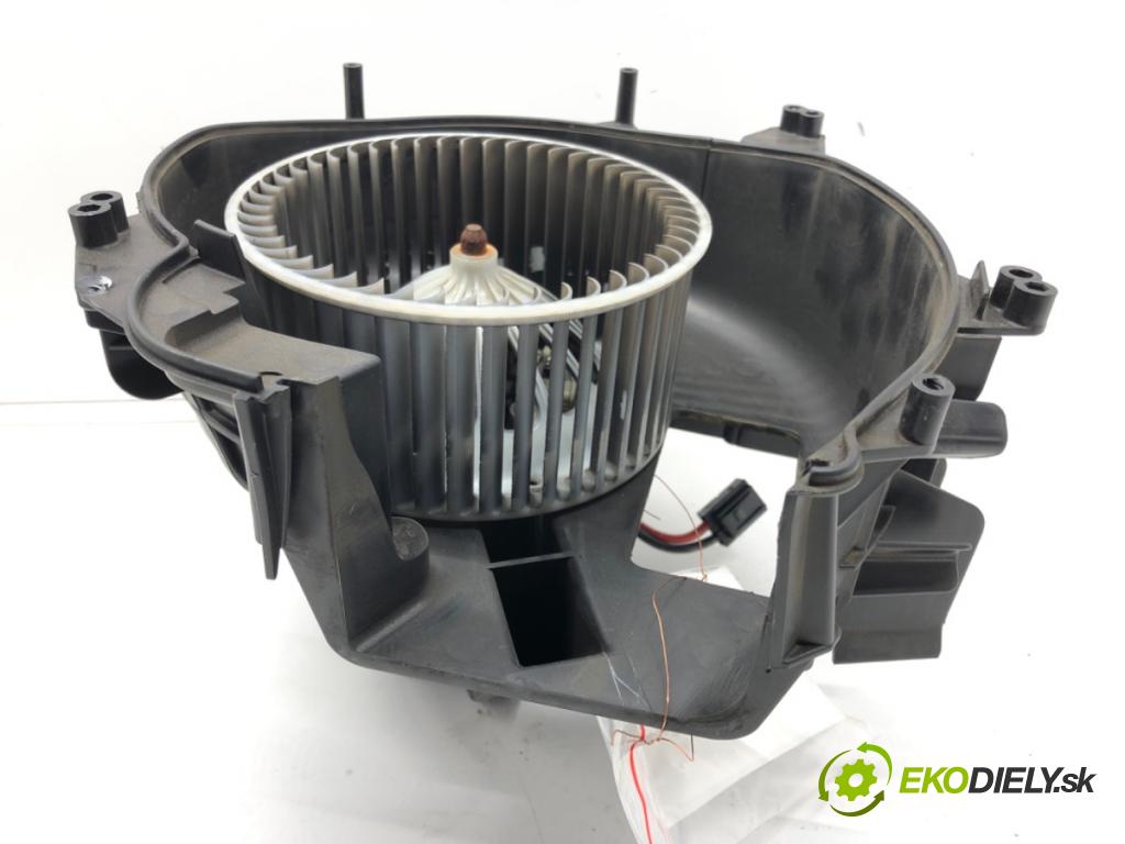 BMW 7 (F01, F02, F03, F04) 2008 - 2015    750 i, Li 300 kW [408 KM] benzyna 2008 - 2012  ventilátor kúrenia R4043