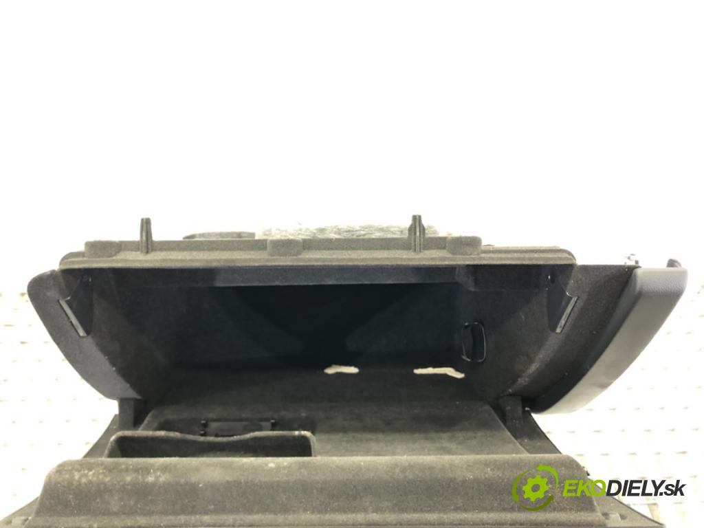 AUDI A5 Sportback (8TA) 2007 - 2017    2.0 TDI 105 kW [143 KM] olej napędowy 2009 - 2017  Priehradka, kastlík spolujazdca  (Priehradky, kastlíky)