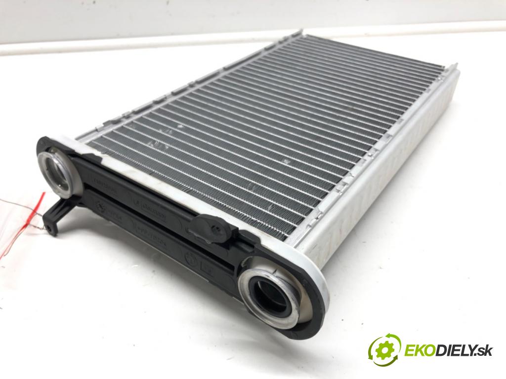 BMW 4 coupe (F32, F82) 2013 - 2022    428 i 180 kW [245 KM] benzyna 2013 - 2017  topné těleso radiátor topení 669958H (Radiátory topení)