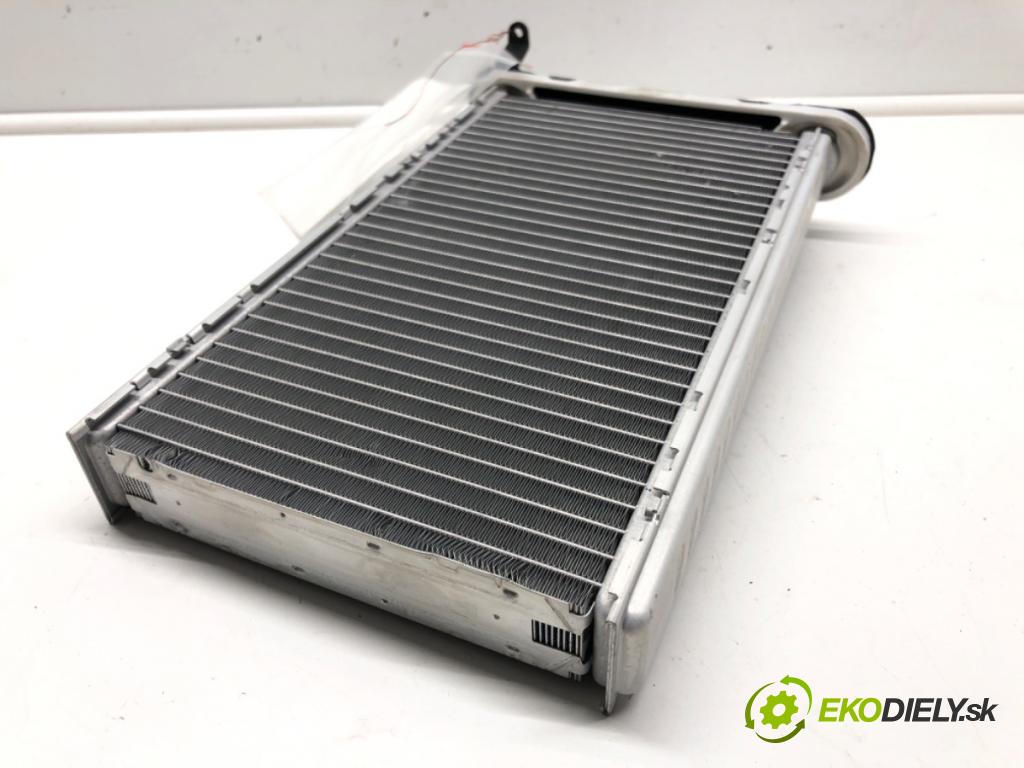 BMW 4 coupe (F32, F82) 2013 - 2022    428 i 180 kW [245 KM] benzyna 2013 - 2017  topné těleso radiátor topení 669958H (Radiátory topení)