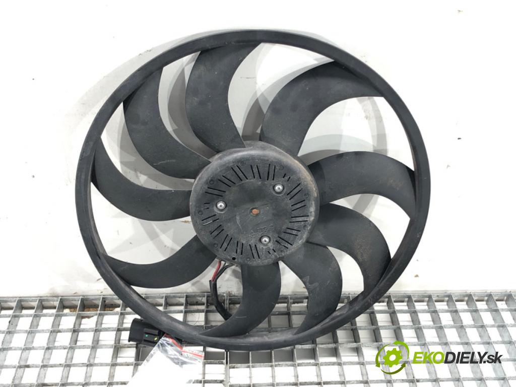 BMW 4 coupe (F32, F82) 2013 - 2022    428 i 180 kW [245 KM] benzyna 2013 - 2017  Ventilátor chladiča 8641946 (Ventilátory)