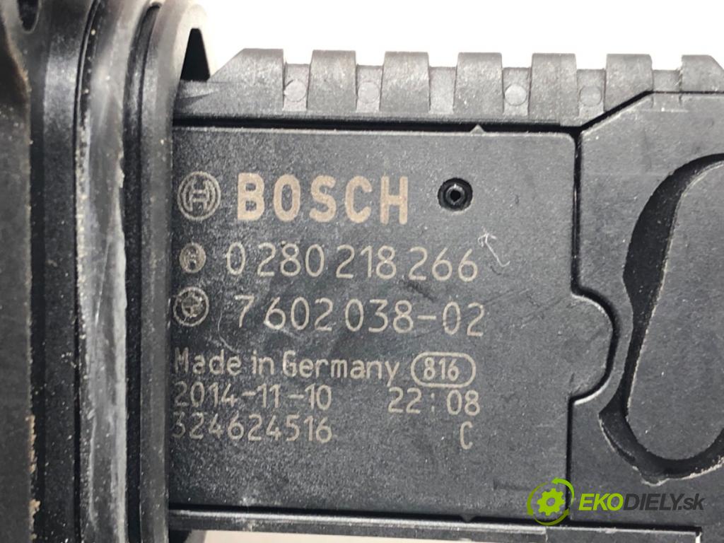 BMW 4 coupe (F32, F82) 2013 - 2022    428 i 180 kW [245 KM] benzyna 2013 - 2017  Váha vzduchu 0280218266 (Váhy vzduchu)