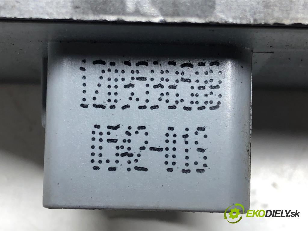 SKODA SUPERB II Kombi (3T5) 2009 - 2015    1.8 TSI 112 kW [152 KM] benzyna 2009 - 2015  Prepínač okien 1Z0959858B (Prepínače, spínače, tlačidlá a ovládače kúrenia)