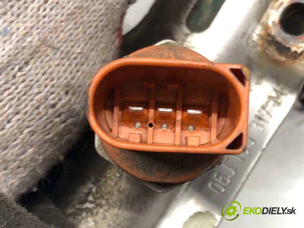 SKODA SUPERB II Kombi (3T5) 2009 - 2015    1.8 TSI 112 kW [152 KM] benzyna 2009 - 2015  Lišta vstrekovacia 0261500074 (Vstrekovacie lišty)