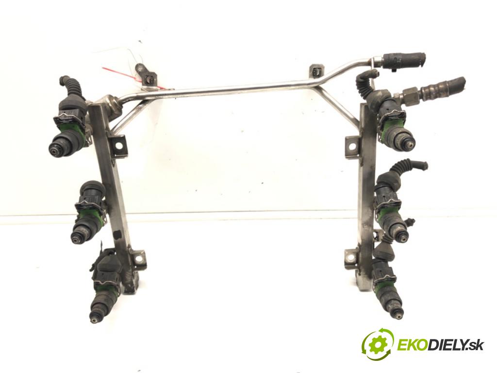 AUDI A6 C5 Avant (4B5) 1997 - 2005    2.4 125 kW [170 KM] benzyna 2001 - 2005  Lišta vstrekovacia 078133551BB (Vstrekovacie lišty)