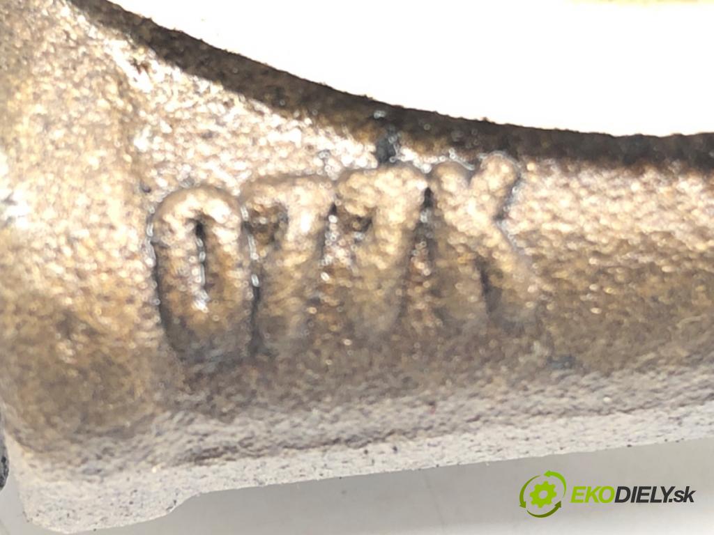 AUDI A6 C5 Avant (4B5) 1997 - 2005    2.4 125 kW [170 KM] benzyna 2001 - 2005  PIEST: ojnica BDV 077K (Piesty)