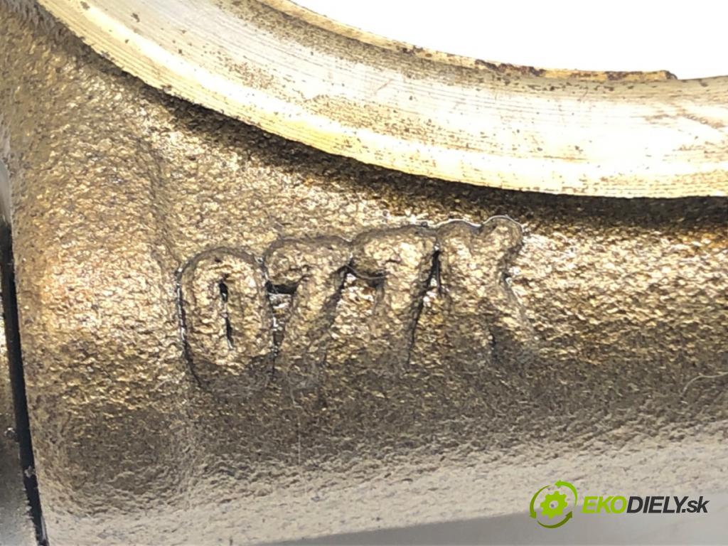 AUDI A6 C5 Avant (4B5) 1997 - 2005    2.4 125 kW [170 KM] benzyna 2001 - 2005  PIEST: ojnica BDV 077K (Piesty)