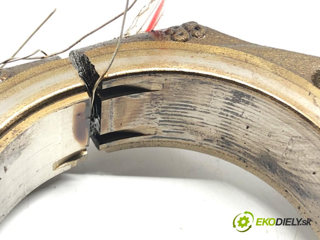 AUDI A6 C5 Avant (4B5) 1997 - 2005    2.4 125 kW [170 KM] benzyna 2001 - 2005  PIEST: ojnica BDV 077K (Piesty)