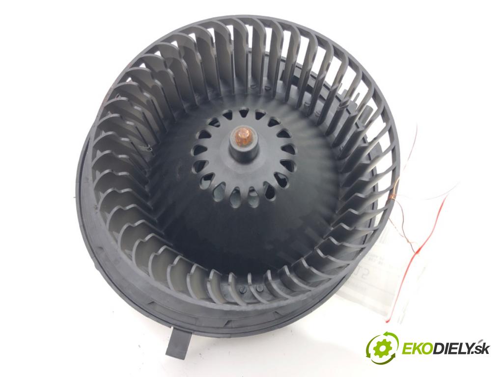 VW GOLF VII (5G1, BQ1, BE1, BE2) 2012 - 2022    1.4 TSI 92 kW [125 KM] benzyna 2014 - 2022  ventilátor kúrenia 5Q0907521C 3135102369