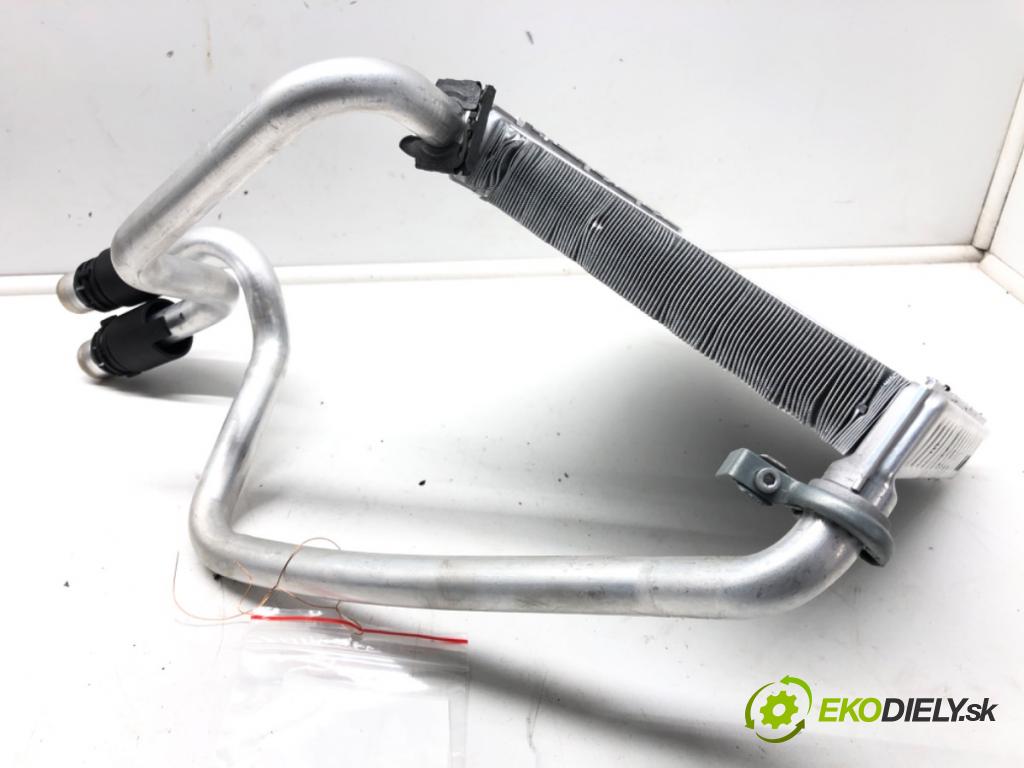 VW GOLF VII (5G1, BQ1, BE1, BE2) 2012 - 2022    1.4 TSI 92 kW [125 KM] benzyna 2014 - 2022  Výhrevné teleso, radiátor kúrenia 5Q0819031 (Radiátory kúrenia)