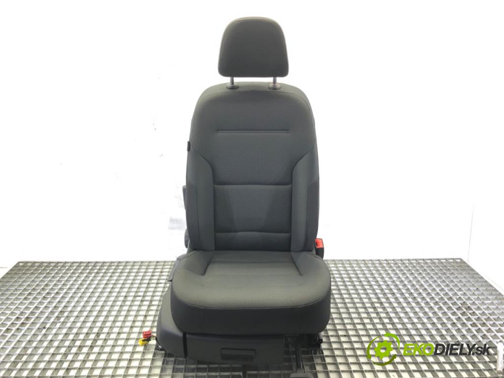 VW GOLF VII (5G1, BQ1, BE1, BE2) 2012 - 2022    1.4 TSI 92 kW [125 KM] benzyna 2014 - 2022  Sedadlo pravy predný