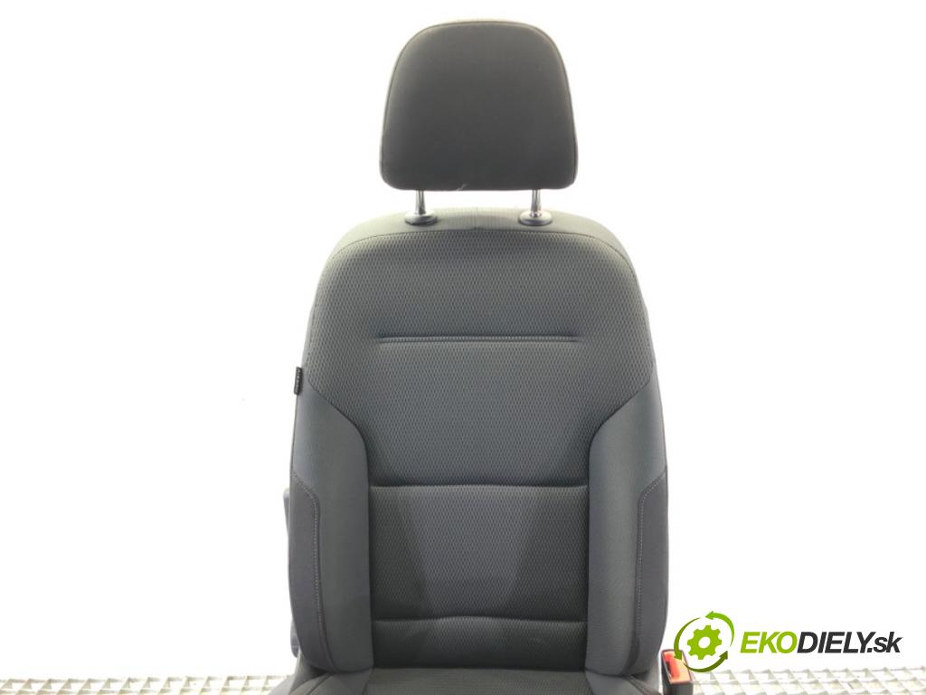 VW GOLF VII (5G1, BQ1, BE1, BE2) 2012 - 2022    1.4 TSI 92 kW [125 KM] benzyna 2014 - 2022  Sedadlo pravy predný