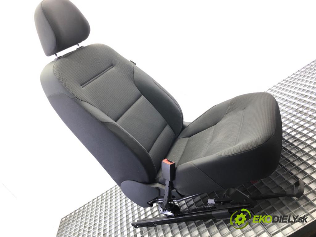 VW GOLF VII (5G1, BQ1, BE1, BE2) 2012 - 2022    1.4 TSI 92 kW [125 KM] benzyna 2014 - 2022  Sedadlo ľavy predný