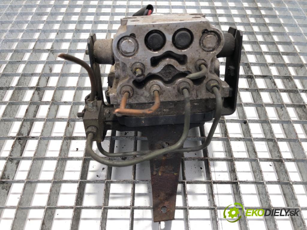 OPEL FRONTERA A (U92) 1992 - 1998    2.2 i (54MWL4) 100 kW [136 KM] benzyna 1995 - 1998  Pumpa ABS 97115585 (Pumpy ABS)