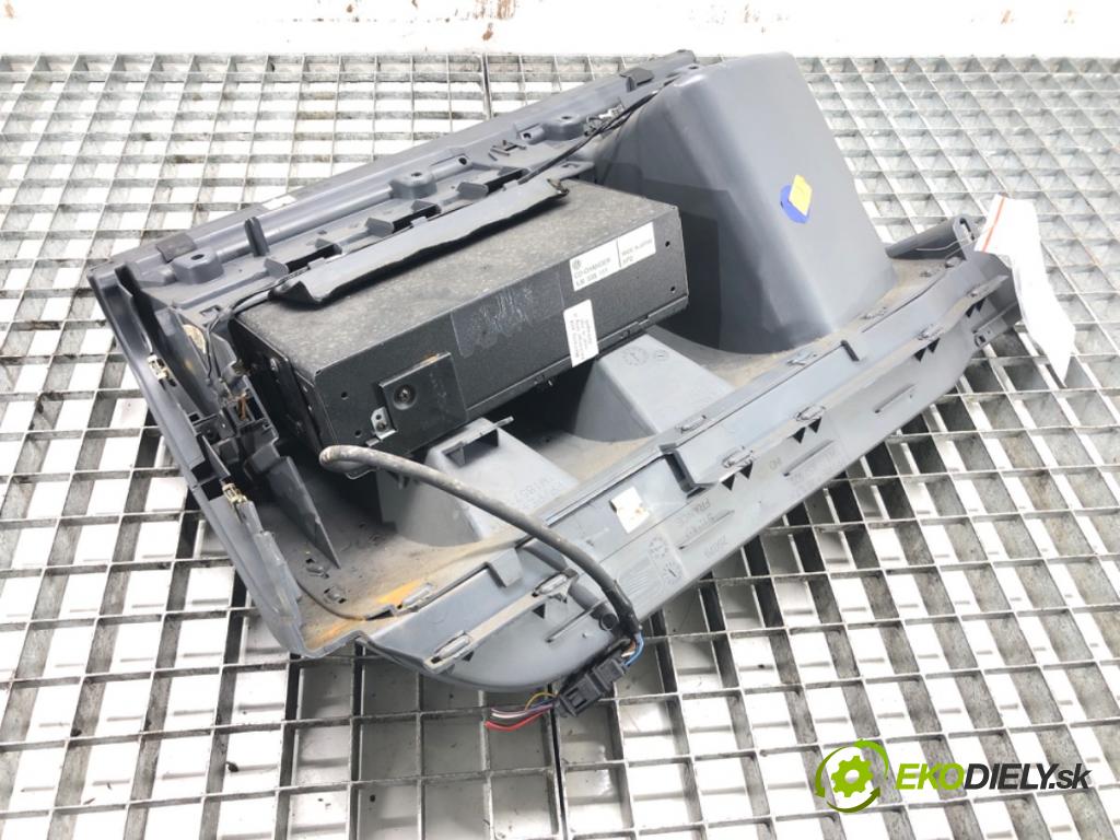 SEAT TOLEDO II (1M2) 1998 - 2006    1.9 TDI 66 kW [90 KM] olej napędowy 1999 - 2004  Priehradka, kastlík spolujazdca  (Priehradky, kastlíky)