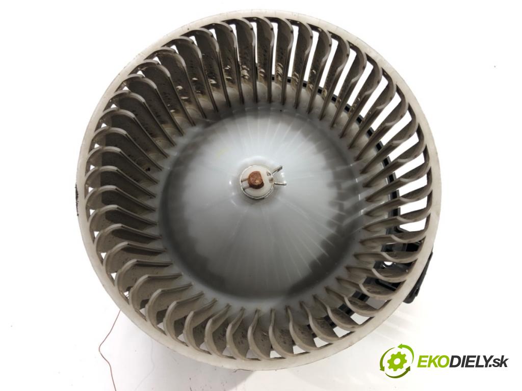 MAZDA CX-5 (KE, GH) 2011 - 2017    2.5 137 kW [186 KM] benzyna 2013 - 2017  ventilátor kúrenia 872700-0701
