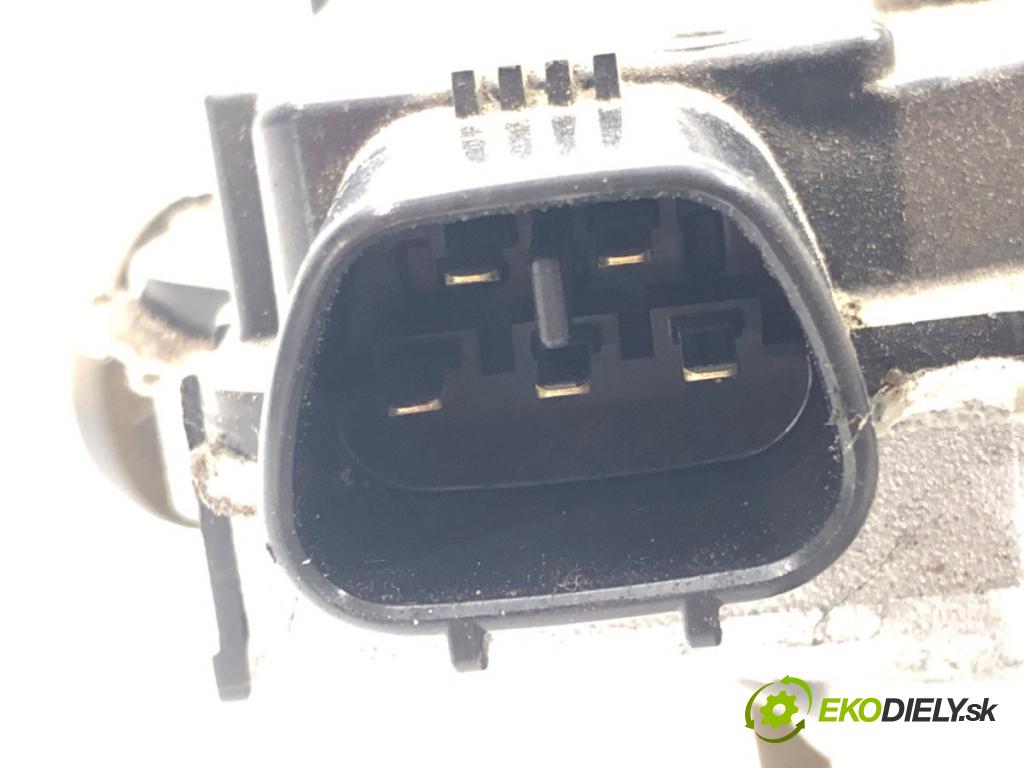 MAZDA CX-5 (KE, GH) 2011 - 2017    2.5 137 kW [186 KM] benzyna 2013 - 2017  Mechanizmus stieračov predný KD53-67340D (Motorčeky stieračov predné)