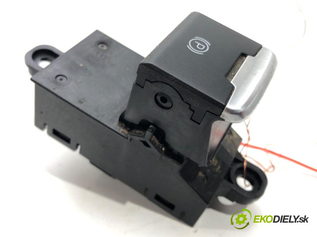 MAZDA CX-5 (KE, GH) 2011 - 2017    2.5 137 kW [186 KM] benzyna 2013 - 2017  Kulisa brzdy ručnej brzdy KA0G66EP0