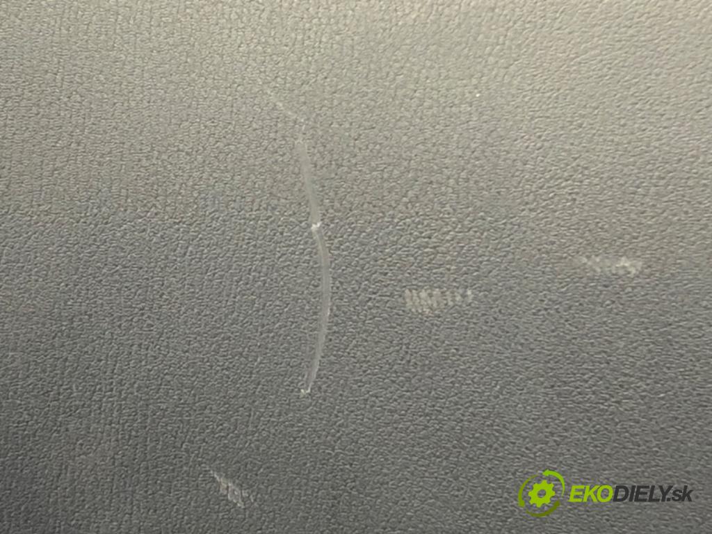 MAZDA CX-5 (KE, GH) 2011 - 2017    2.5 137 kW [186 KM] benzyna 2013 - 2017  Priehradka, kastlík spolujazdca  (Priehradky, kastlíky)