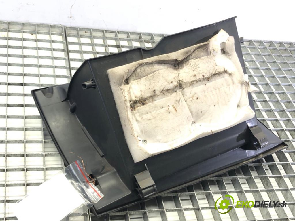 MAZDA CX-5 (KE, GH) 2011 - 2017    2.5 137 kW [186 KM] benzyna 2013 - 2017  Priehradka, kastlík spolujazdca  (Priehradky, kastlíky)