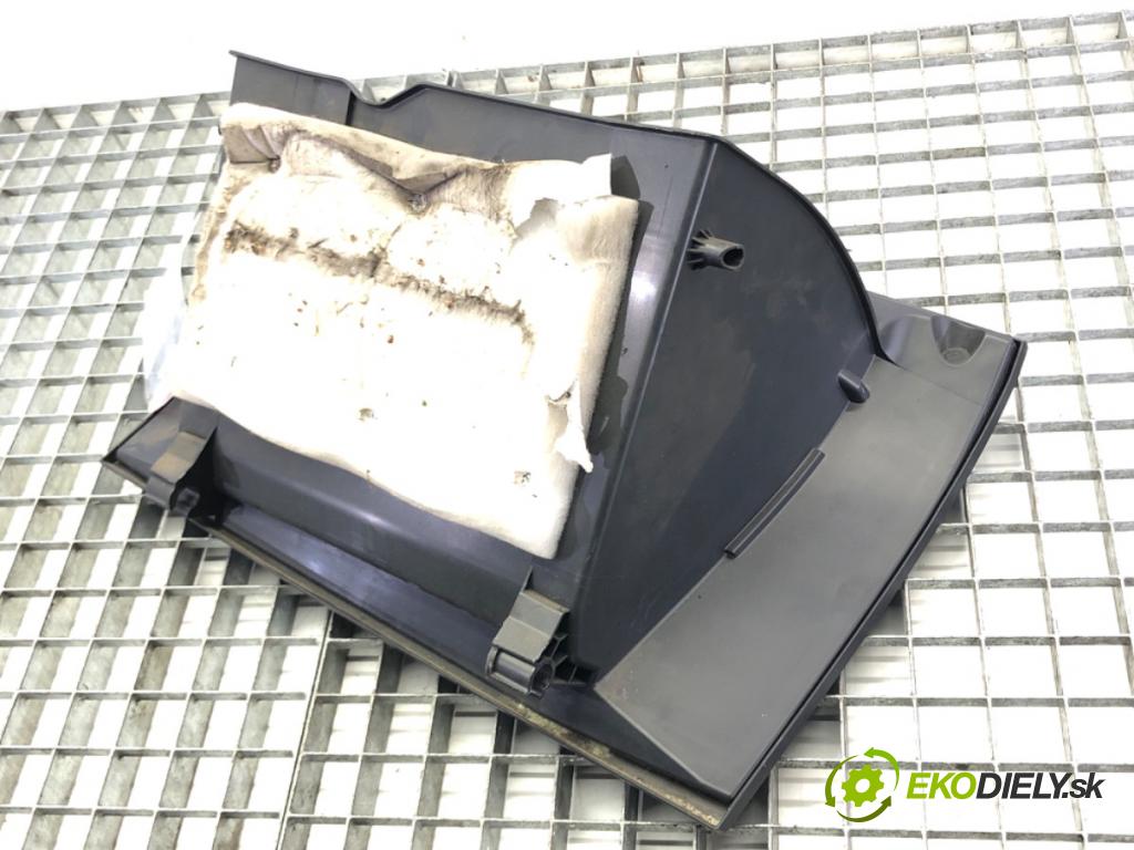 MAZDA CX-5 (KE, GH) 2011 - 2017    2.5 137 kW [186 KM] benzyna 2013 - 2017  Priehradka, kastlík spolujazdca  (Priehradky, kastlíky)