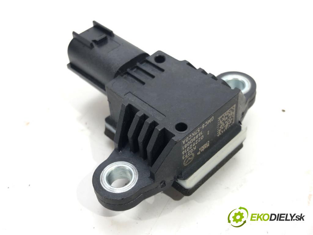 MAZDA CX-5 (KE, GH) 2011 - 2017    2.5 137 kW [186 KM] benzyna 2013 - 2017  Snímač nárazu GMC8-57KC0A (Snímače nárazu)