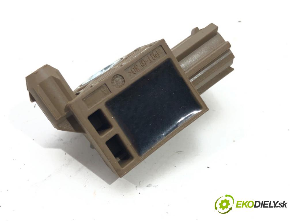 MAZDA CX-5 (KE, GH) 2011 - 2017    2.5 137 kW [186 KM] benzyna 2013 - 2017  Snímač nárazu G46C-57KC0A (Snímače nárazu)