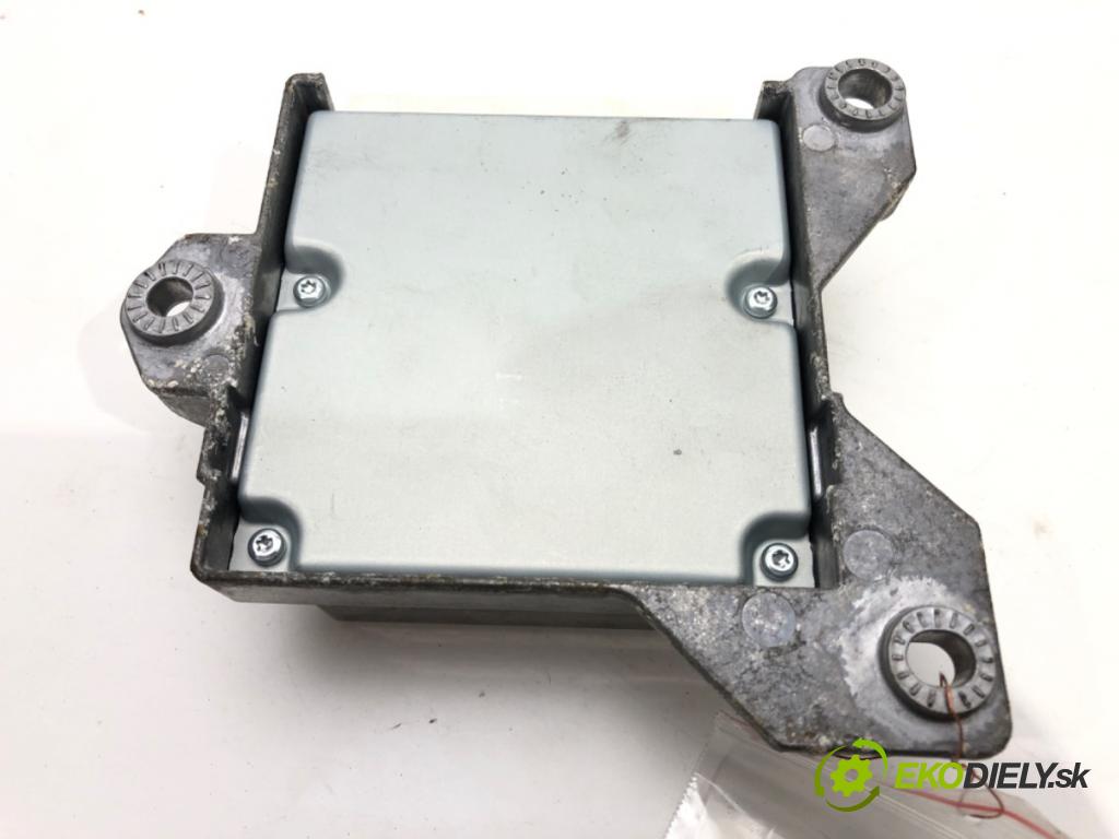 MAZDA CX-5 (KE, GH) 2011 - 2017    2.5 137 kW [186 KM] benzyna 2013 - 2017  senzor airbag  (Snímače)