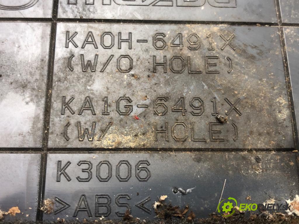 MAZDA CX-5 (KE, GH) 2011 - 2017    2.5 137 kW [186 KM] benzyna 2013 - 2017  Mriežky kúrenia stredna KA0H-6491X (Mriežky kúrenia (fukáre))