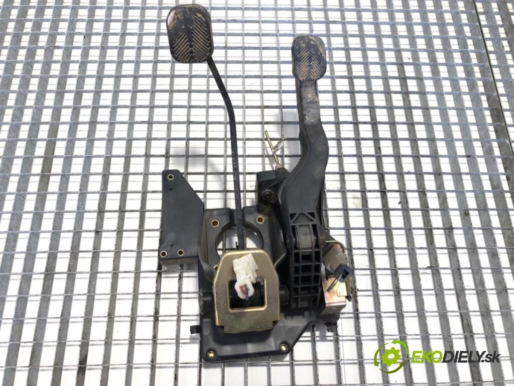 PEUGEOT BOXER Autobus (244, Z_) 2001 - 2022    2.8 HDi 94 kW [128 KM] olej napędowy 2002 - 2022  PEDÁL:  (Pedále)