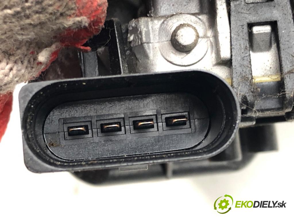 FORD FIESTA VI (CB1, CCN) 2008 - 2022    1.25 60 kW [82 KM] benzyna 2008 - 2017  Mechanizmus stieračov predný 8A61-178571-AA (Motorčeky stieračov predné)