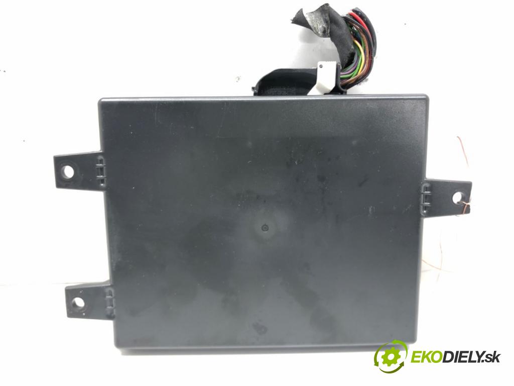 VW PASSAT B6 Variant (3C5) 2005 - 2011    2.0 TDI 103 kW [140 KM] olej napędowy 2005 - 2009  Modul BLUETOOTH 3C0035729E (Ostatné)