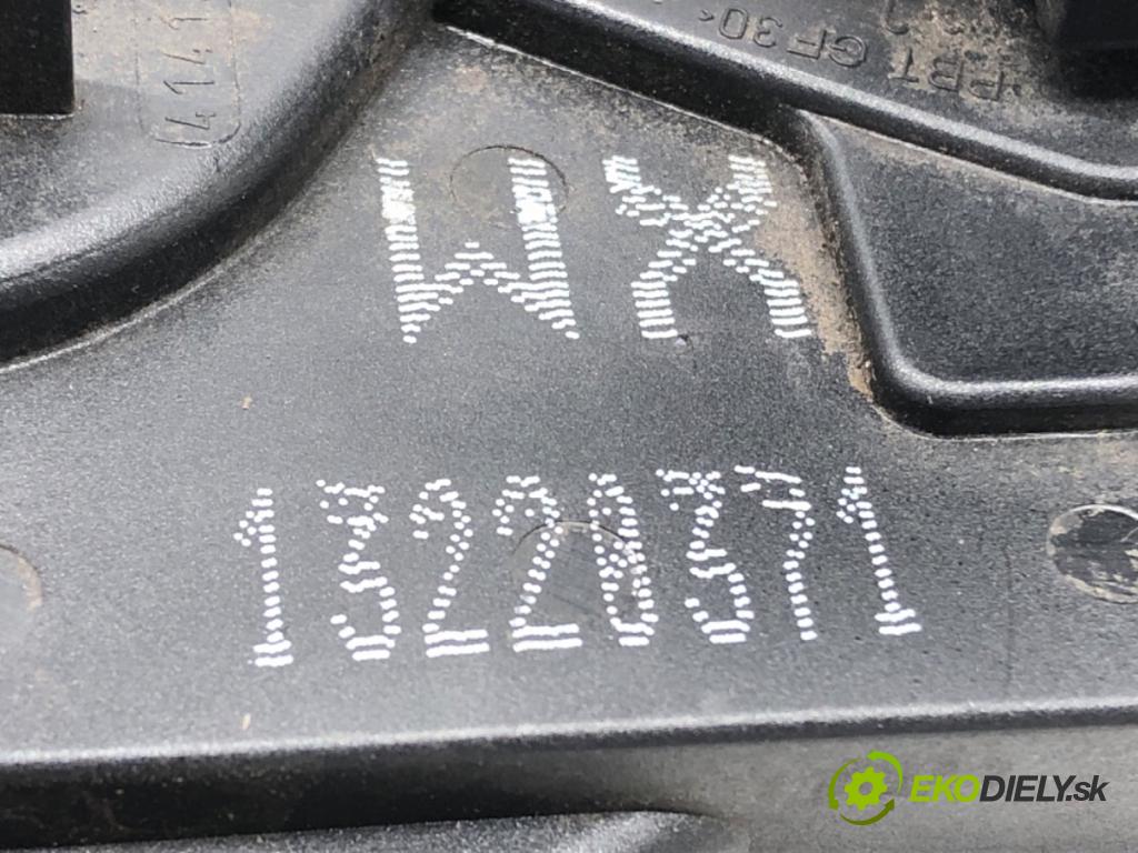 OPEL ASTRA H (A04) 2004 - 2014    1.4 (L48) 66 kW [90 KM] benzyna 2004 - 2010  zámok Dvere ľavy predný 13220371