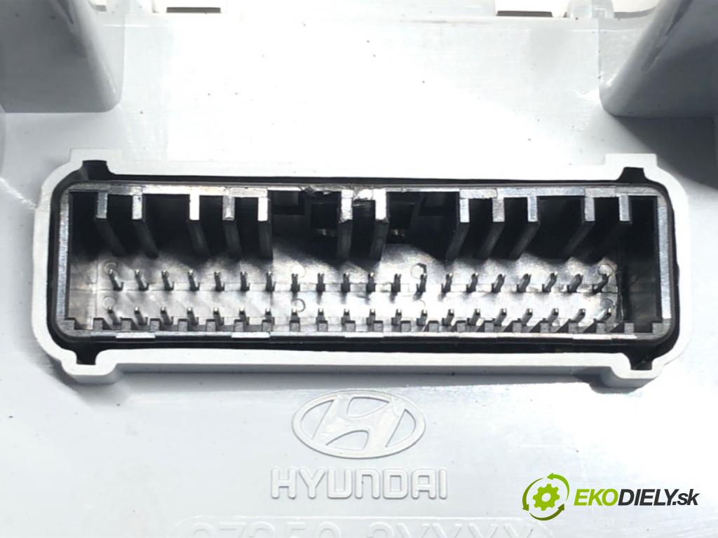 HYUNDAI ix35 (LM, EL, ELH) 2009 - 2022    1.6 99 kW [135 KM] benzyna 2010 - 2022  Panel ovládania kúrenia 97250-2Y301 (Prepínače, spínače, tlačidlá a ovládače kúrenia)