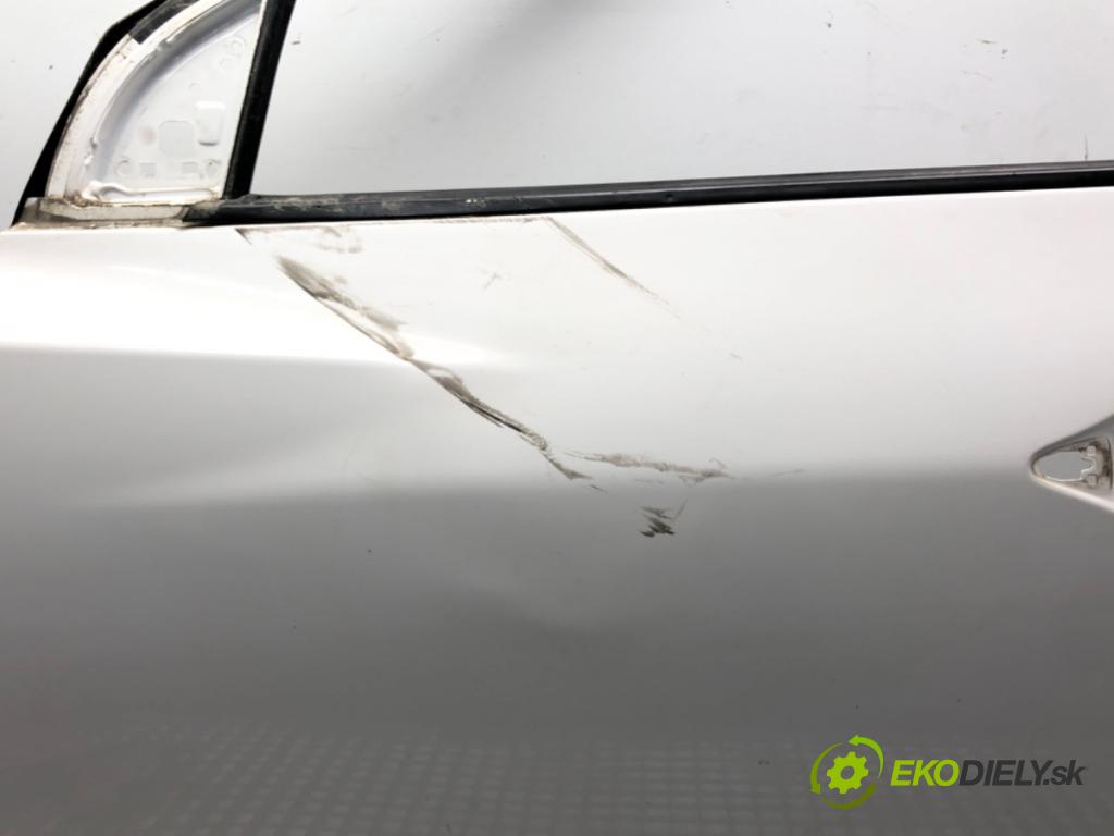 HYUNDAI ix35 SUV 2012 99 kW 1.6 1591 Dvere ľavy predný