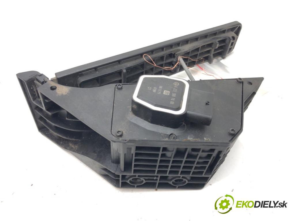 MERCEDES-BENZ KLASA E (W212) 2009 - 2016    E 200 CDI / BlueTEC (212.005, 212.006) 100 kW [136  Potenciometer plynového pedálu A2223001000 (Pedále)