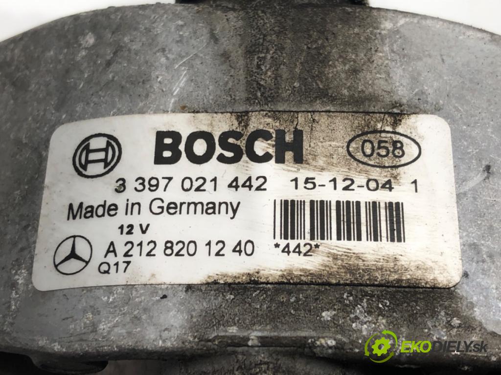 MERCEDES-BENZ KLASA E (W212) 2009 - 2016    E 200 CDI / BlueTEC (212.005, 212.006) 100 kW [136  Mechanizmus stieračov predný A2128201240 (Motorčeky stieračov predné)