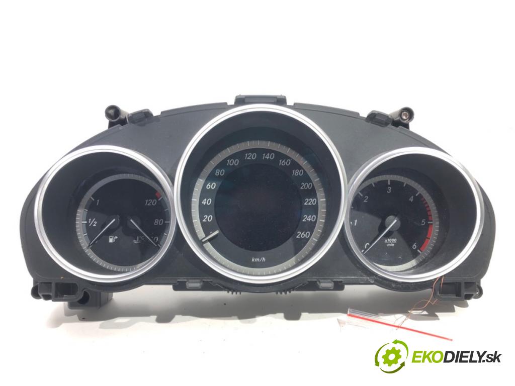 MERCEDES-BENZ KLASA E (W212) 2009 - 2016    E 200 CDI / BlueTEC (212.005, 212.006) 100 kW [136  Prístrojovka A2C98287300 (Prístrojové dosky, displeje)